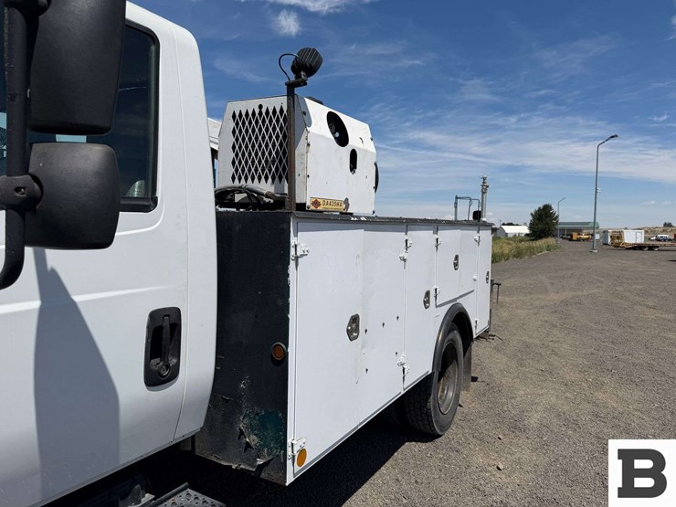 2003-international-durastar-4200-image-10