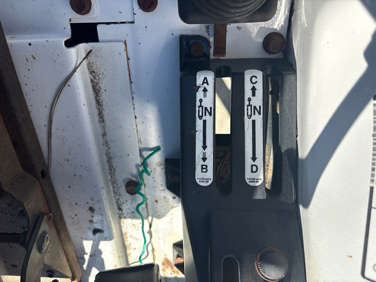 bobcat-ct235-image-19