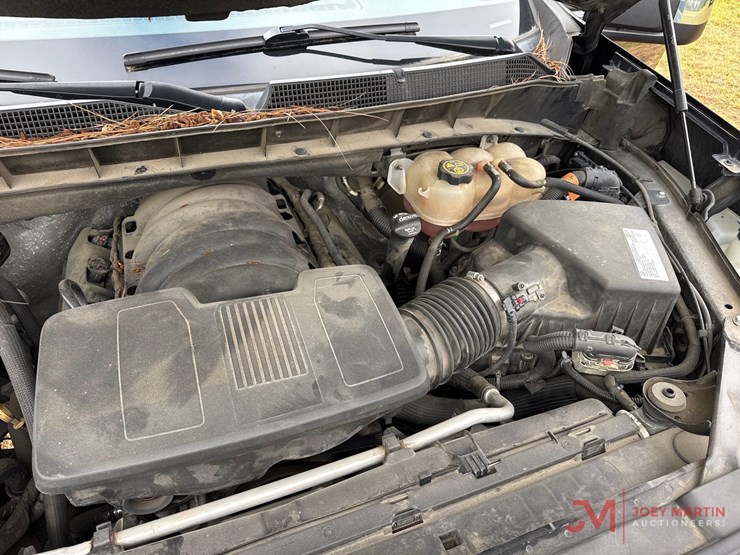 2020-chevrolet-silverado-1500-image-17