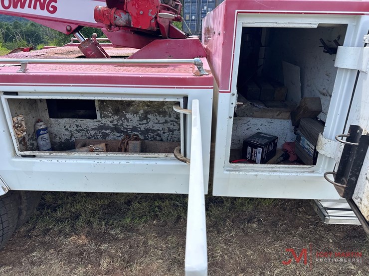 2002-ford-f450-image-22