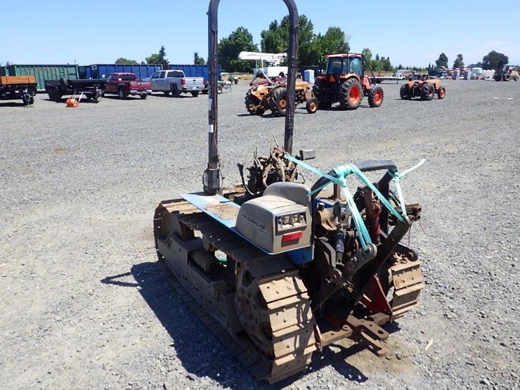 argo-tractors-tracked-tractor-image-7