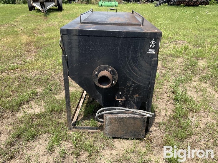 1500-lb-cake-feeder-image-4