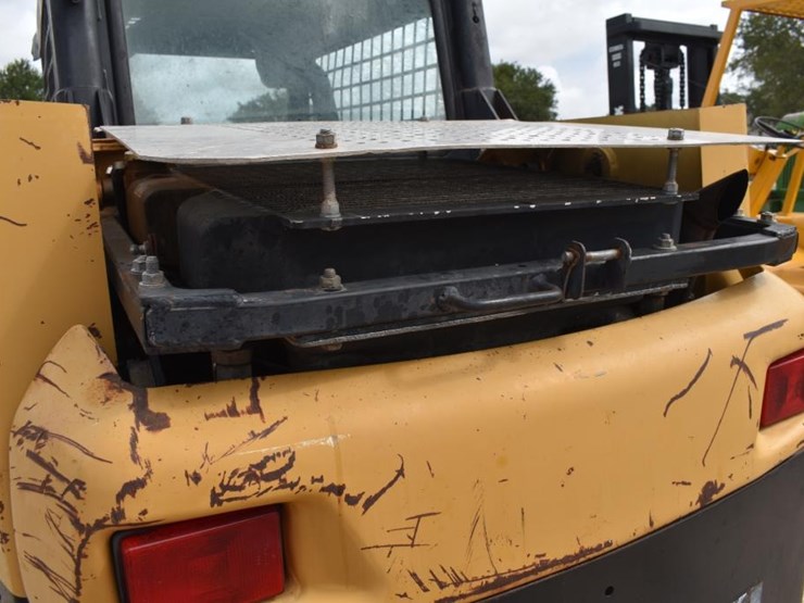 caterpillar-226-image-11