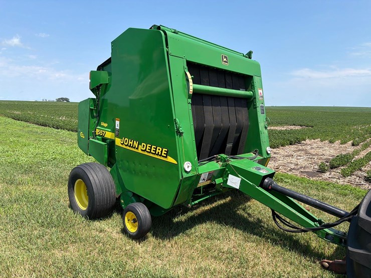 john-deere-557-image-1