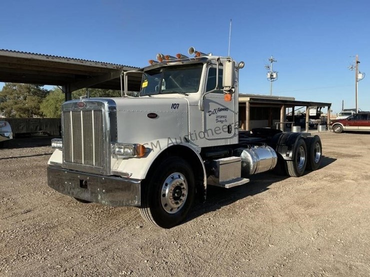 2005-peterbilt-379-image-1