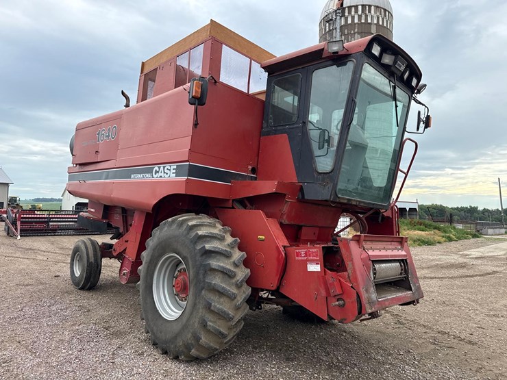 case-ih-1640-image-2