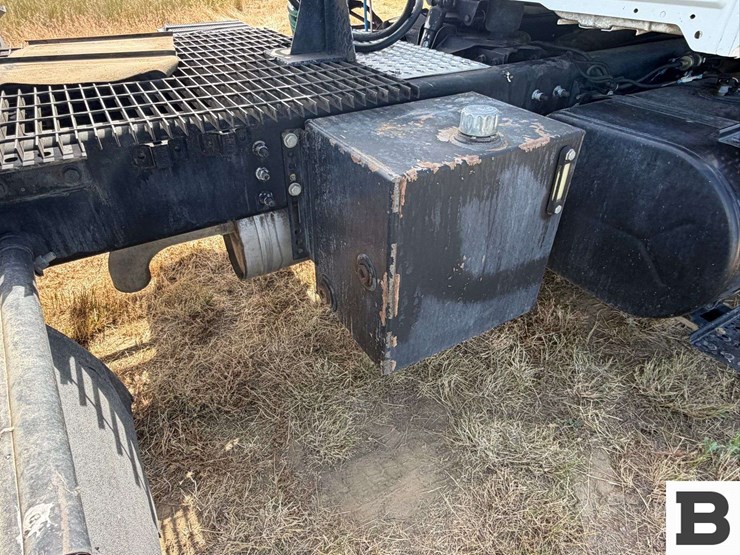 2006-international-durastar-4400-image-28
