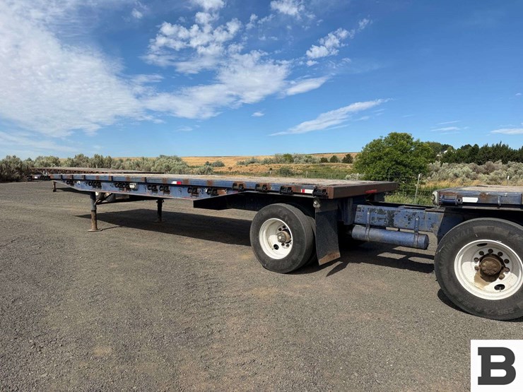 1974-utility-flatbed-image-3