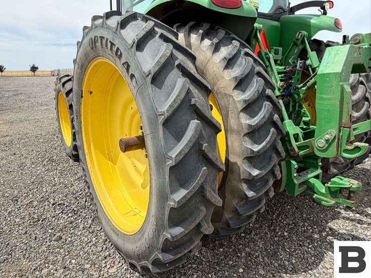 2014-john-deere-8345r-image-25