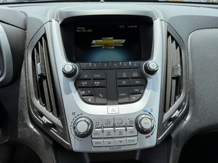 2016-chevrolet-equinox-image-29