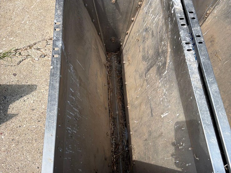 3-hog-slat-300-series-stainless-steel-hog-feeders-image-4