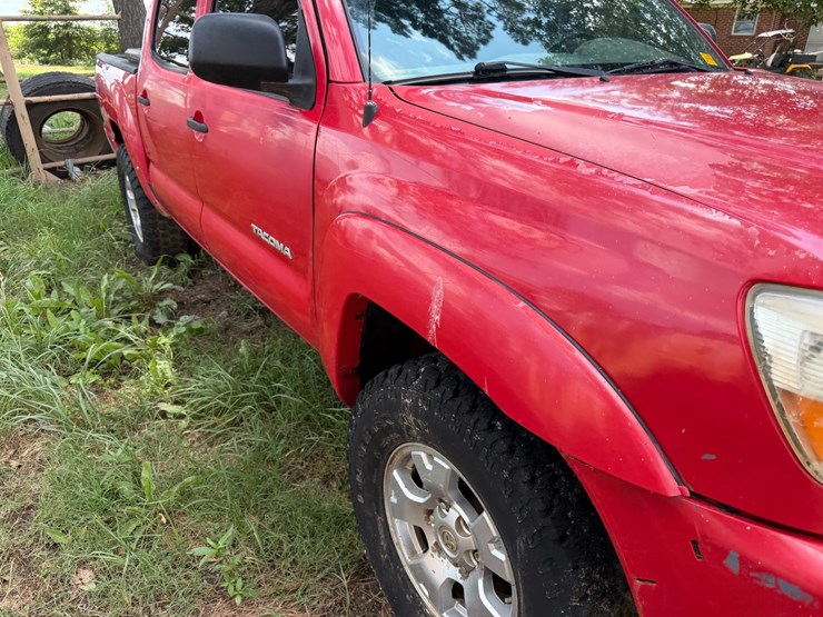 2006-toyota-tacoma-image-30