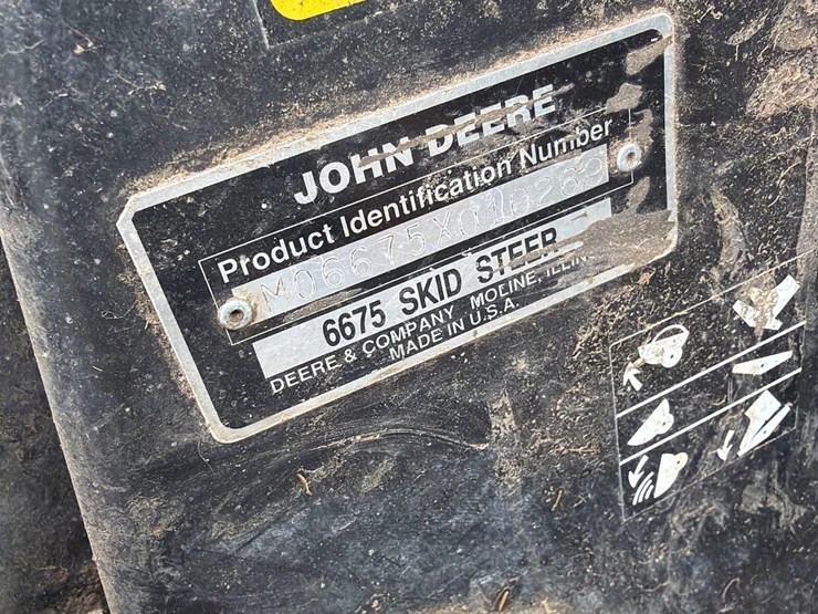 deere-6675-image-25