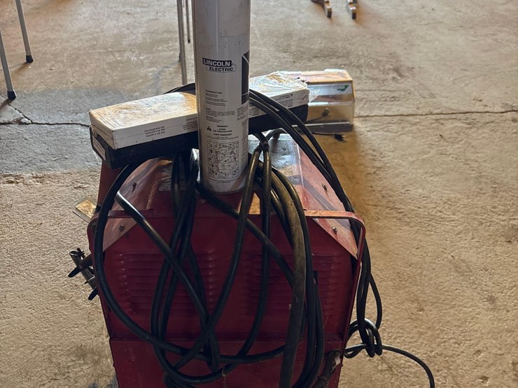 lincoln-ac-225-arc-welder-image-9