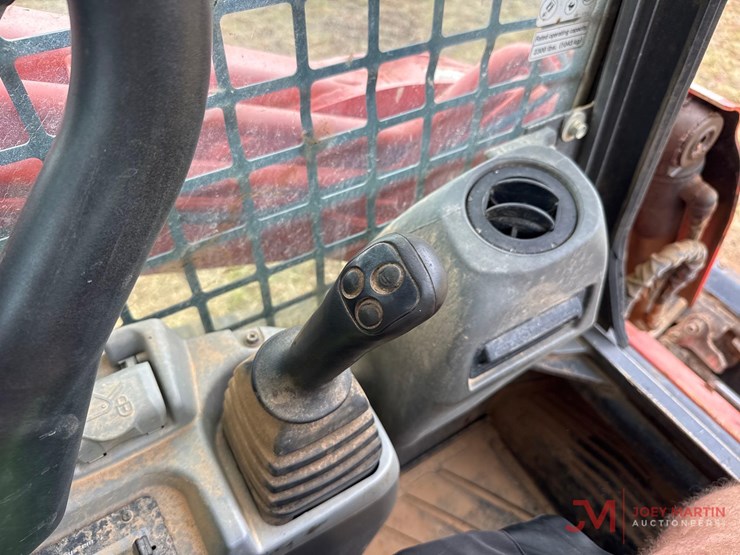 2015-kubota-svl75-2-image-22