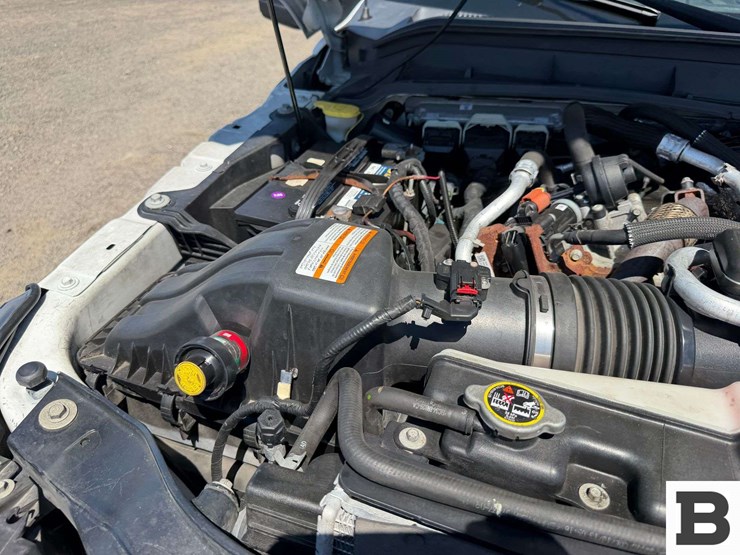 2013-ford-f550-image-40