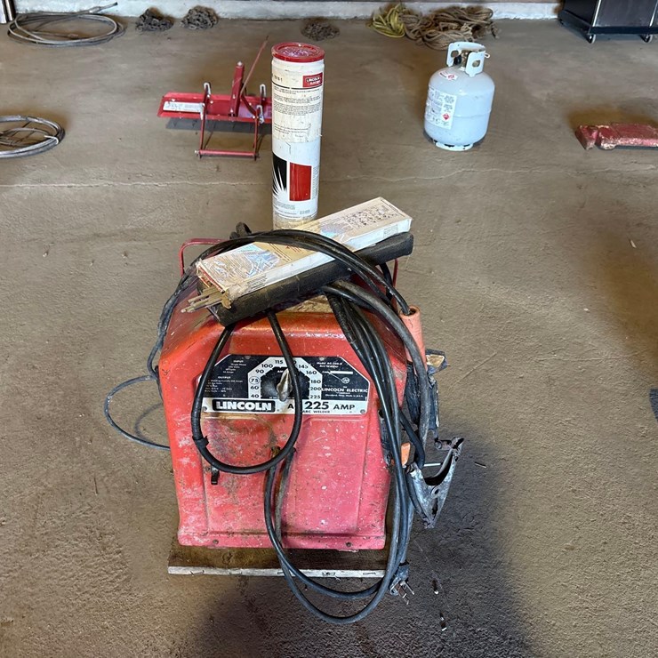 Lincoln AC 225 Arc Welder