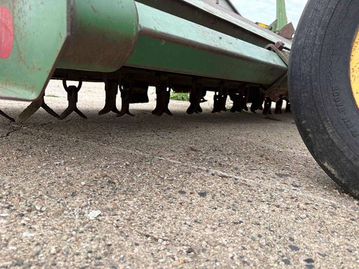john-deere-14-image-18