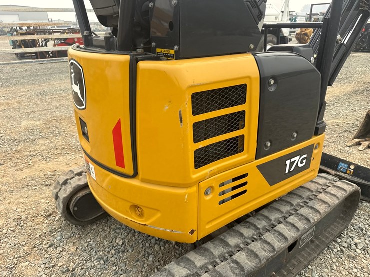 2023-deere-17g-image-25