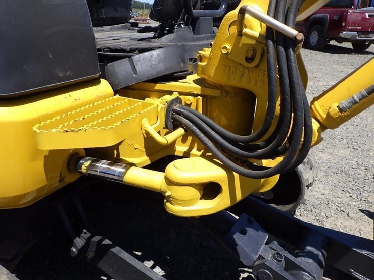 komatsu-pc35mr-1-image-22