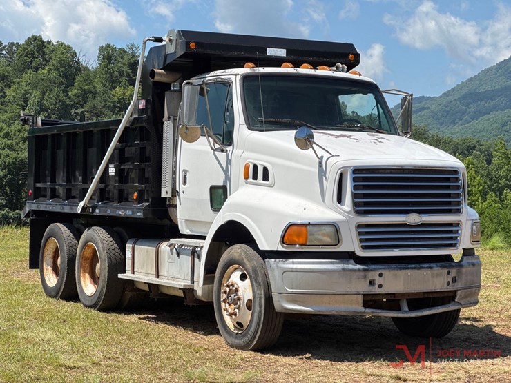 1998-ford-tandem-axle-dump-truck-image-1