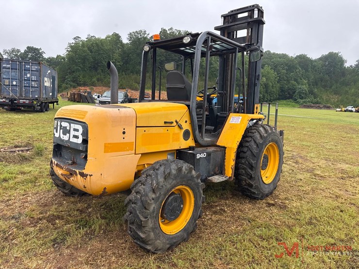 2018-jcb-940-image-3