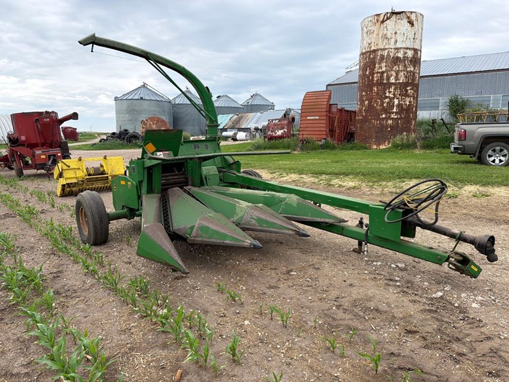 john-deere-3970-image-2