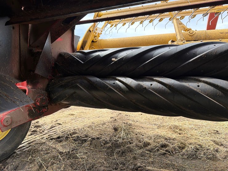 new-holland-499-image-27