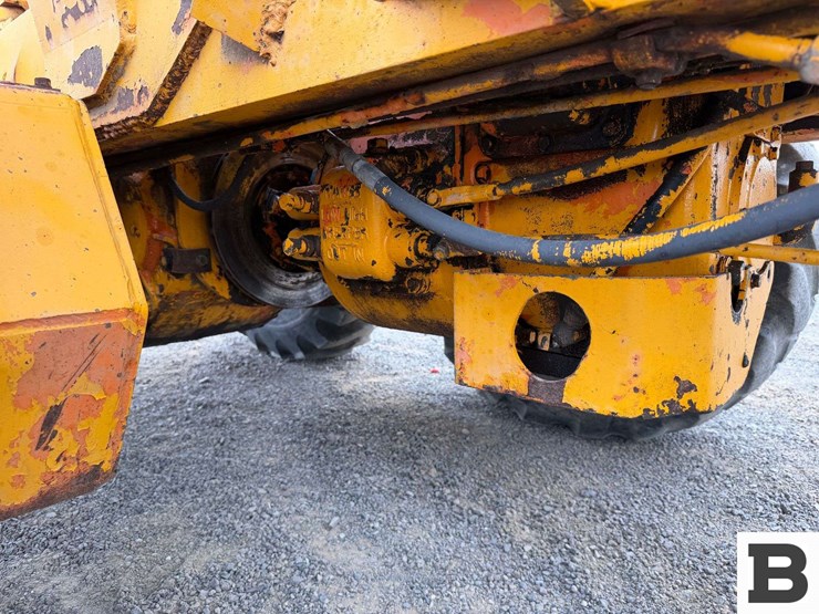 champion-d-600b-motor-grader-image-60