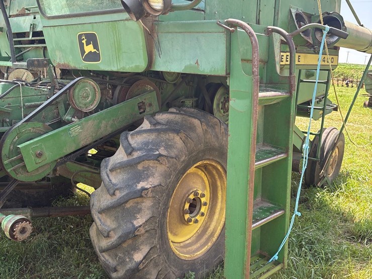 john-deere-4400-image-45