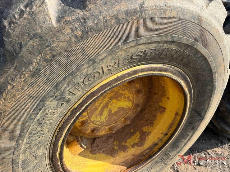 2005-deere-1110d-image-21