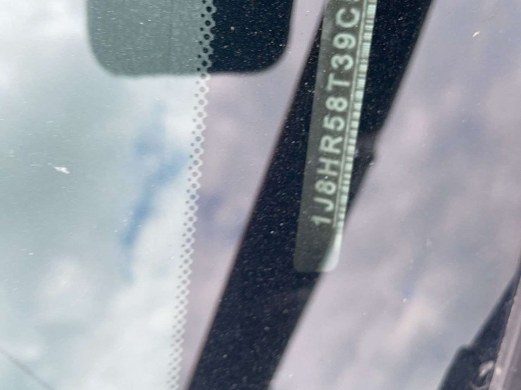 2009-jeep-grand-cherokee-image-17