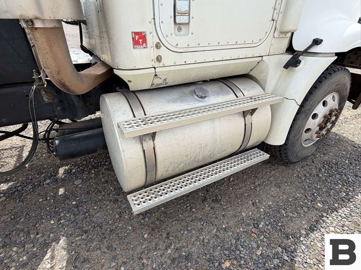 2007-international-9400i-tractor-truck---boardman,-or-image-37