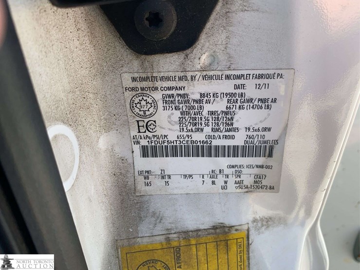 2012-ford-f550-image-16