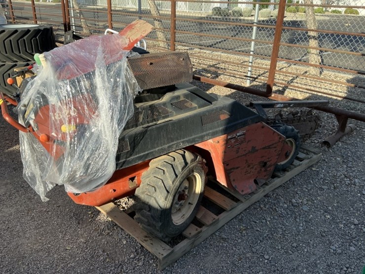 ditch-witch-1820-image-1