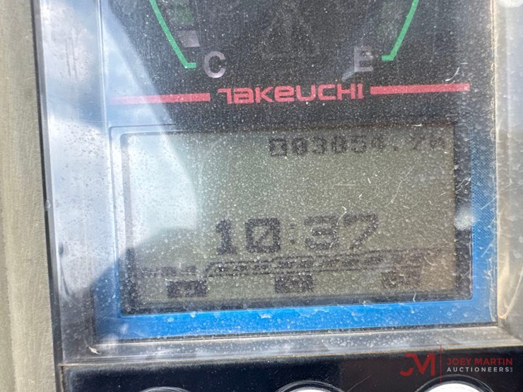 takeuchi-tb230-image-29