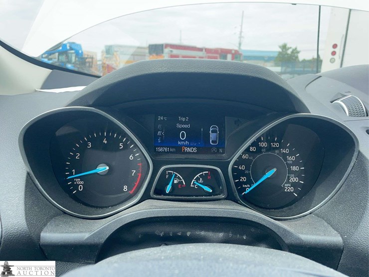 2017-ford-escape-image-11