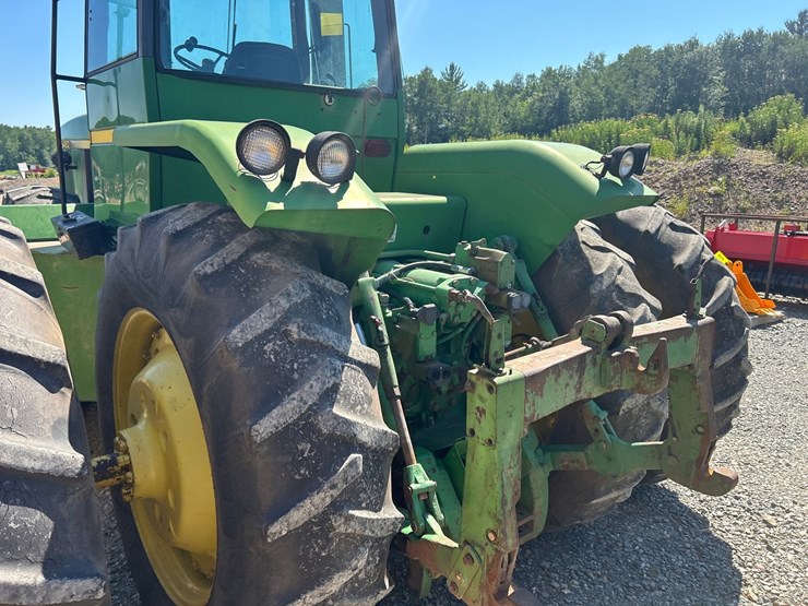 john-deere-8450-image-36