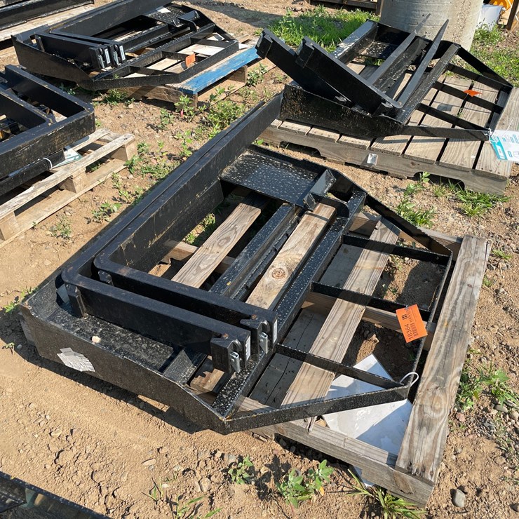 #18364 • Unused 2026 Mower King Skid Steer Forks (Princeton, MN)