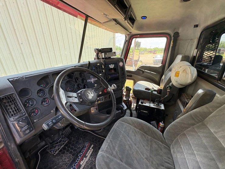 2009-mack-granite-t/a-daycab-winch-bed-truck-image-8