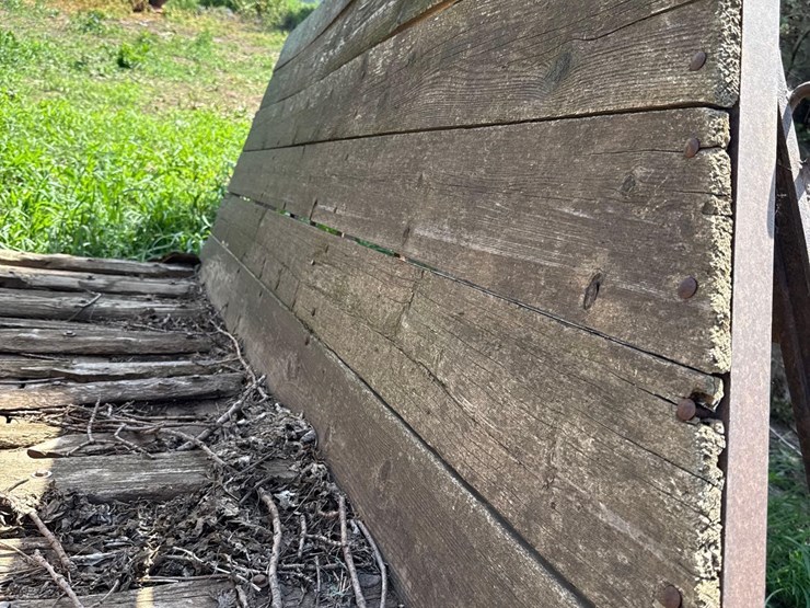 30-inch-x-11ft-portable-wooden-loading-chute-image-9