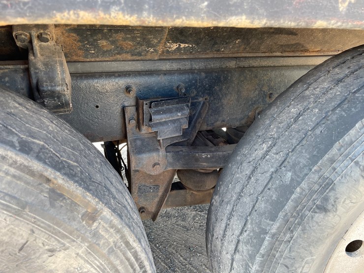 2007-mack-cl700-image-18