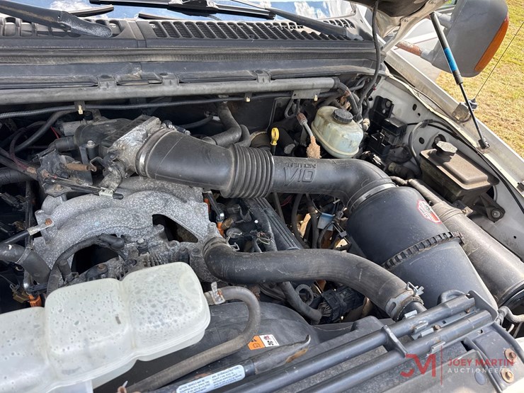 2002-ford-f450-image-28