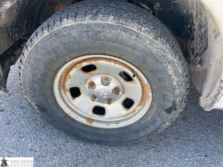 2015-dodge-1500-image-23