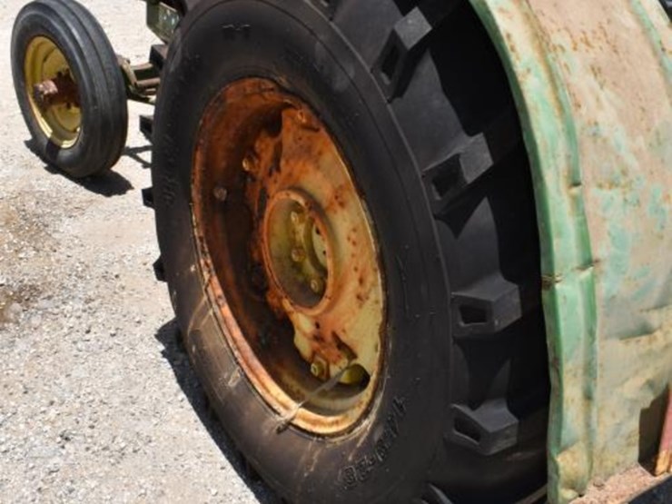 john-deere-a-image-10
