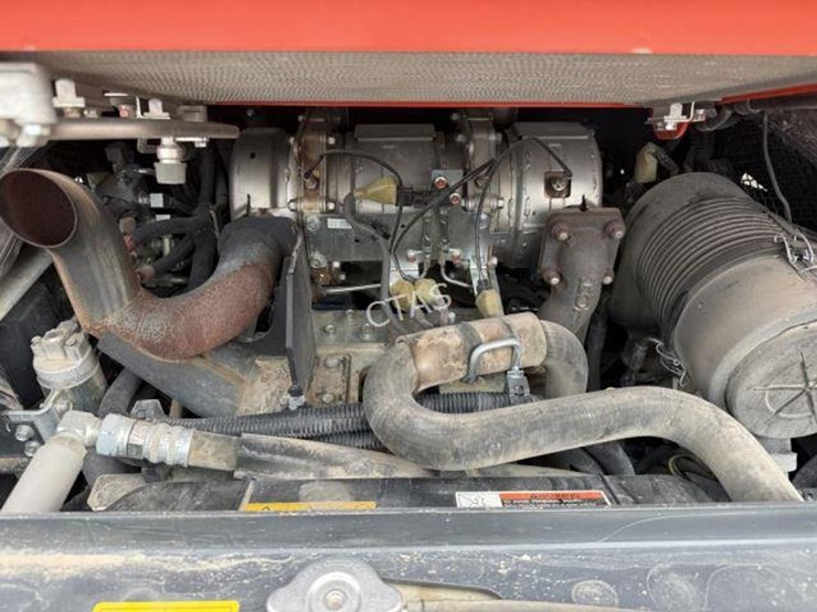 kubota-svl75-2-image-12