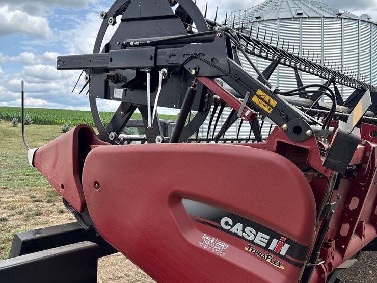 2018-case-ih-3162-image-5