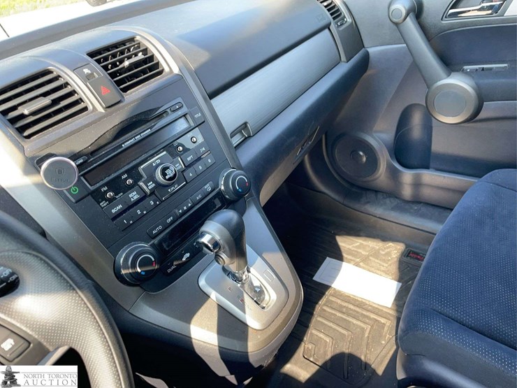 2011-honda-crv-image-13