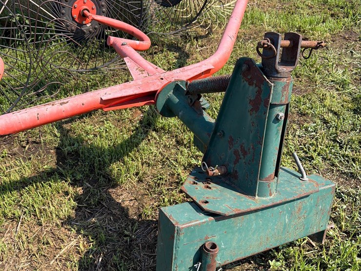 5-wheel-3pt-rake-image-12