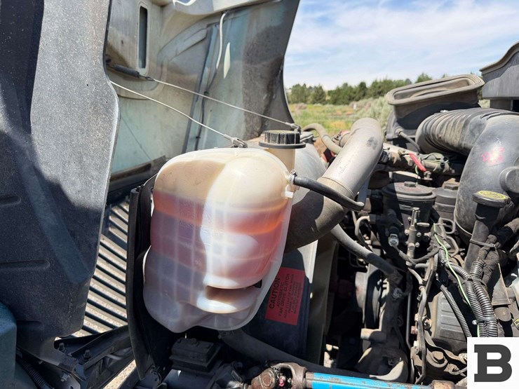 2003-international-durastar-4200-image-44